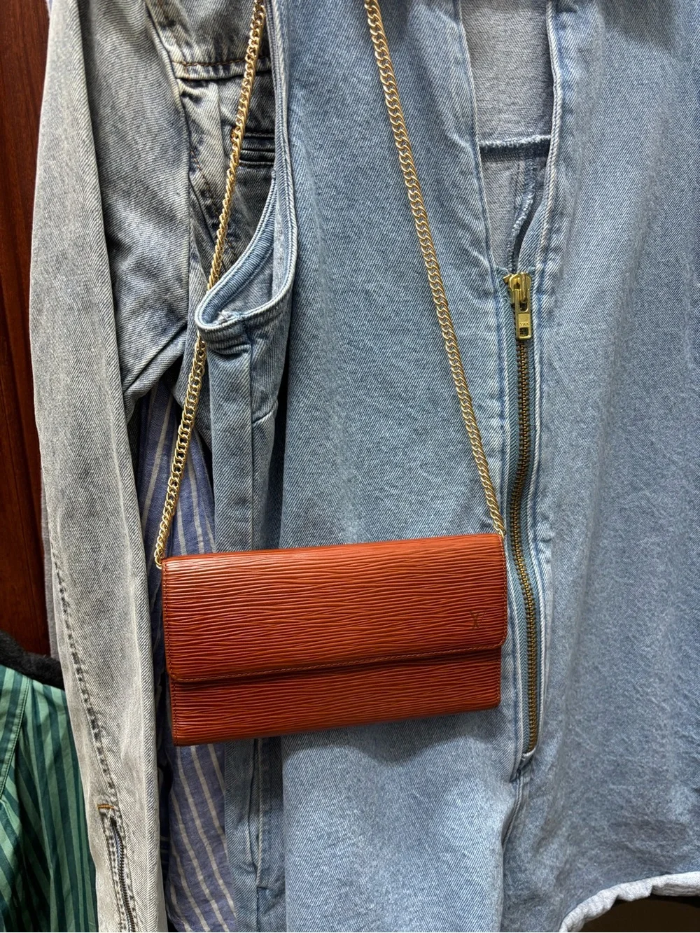 Louis Vuitton Epi Leather Wallet in Cognac beautiful color! With crossbody chain